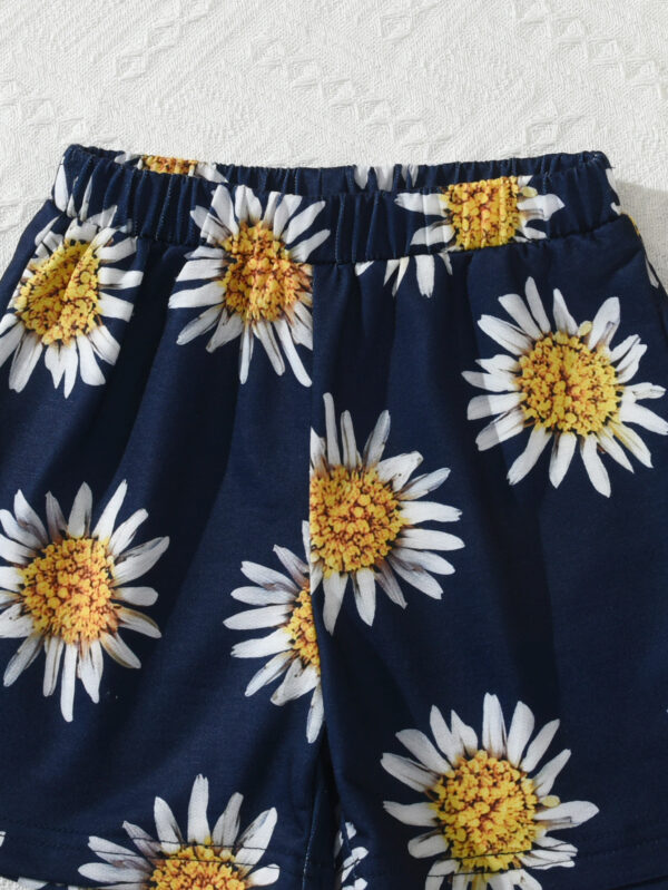 Summer girls yellow positioning pattern T-shirt plus random flower print shorts casual suit girls two-piece suit - Image 7