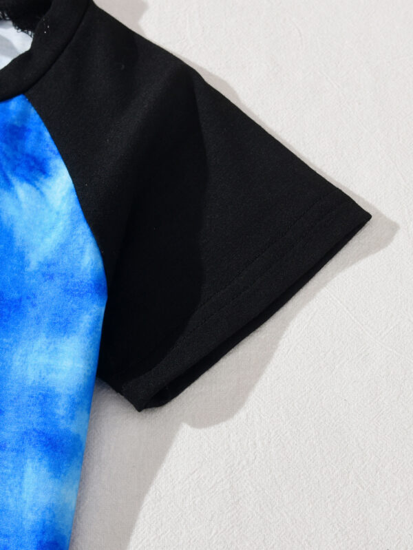 Boys&apos; summer letter big hand small hand pattern blue and black stitching contrast color short-sleeved T-shirt and shorts two-piece set - Image 6