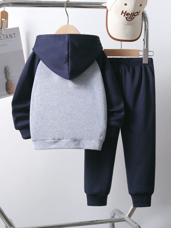 Boys autumn hooded sweatshirt with trendy bear pattern on the front and long pants set suitable for outdoor - Image 2